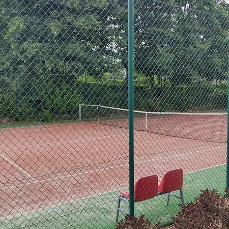 Tessa - Parking, Sauna, Silownia